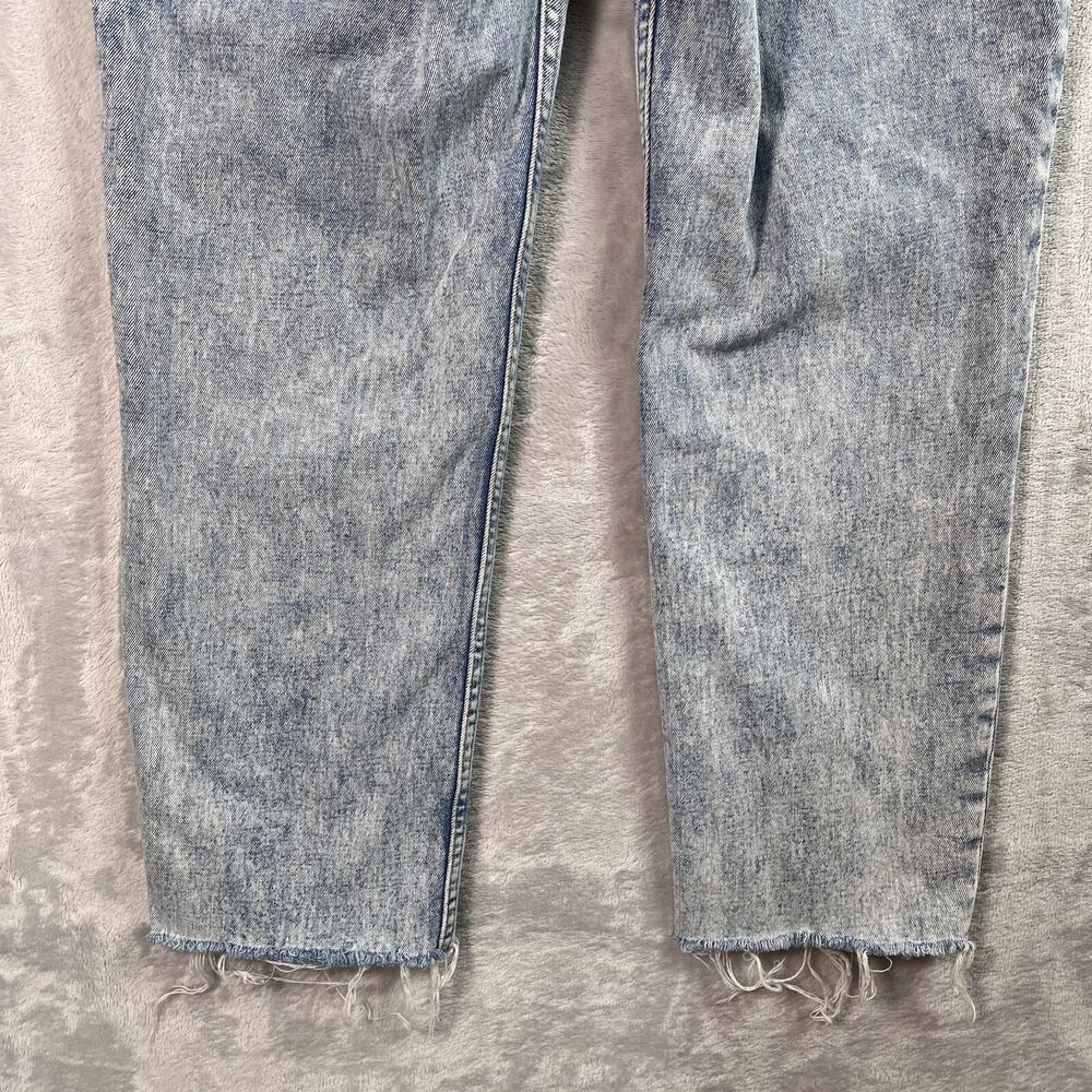 Abercrombie & Fitch Ultra High‎ Rise Mom Jeans Size 29 Paperbag Fit Light Wash - Picture 12 of 13